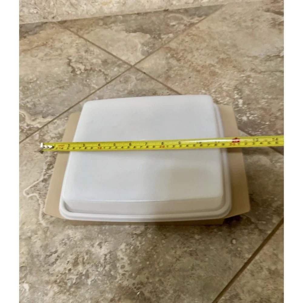 Vintage Beige Tupperware Deviled‎ Egg Keeper Carrier Tray No Inserts